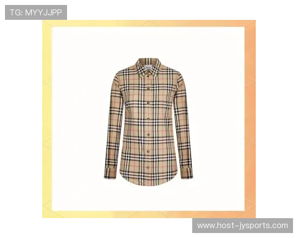 职场男性夏季衬衫材质选购指南与舒适搭配技巧